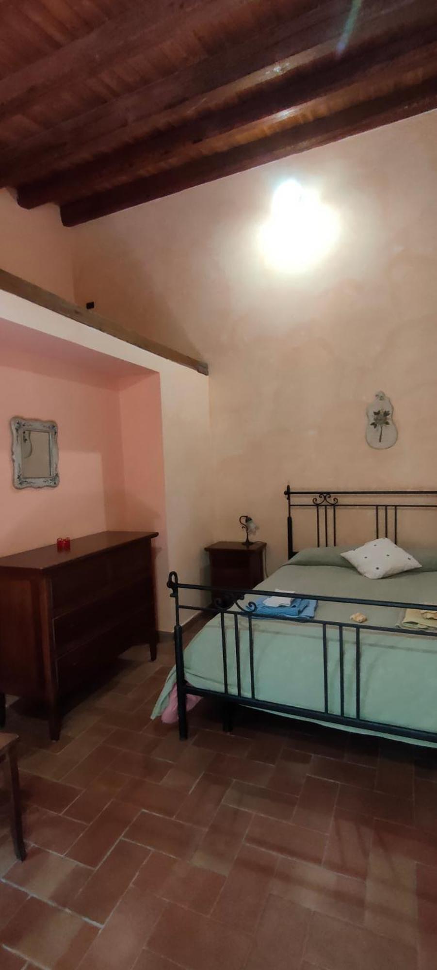 Mandra Chiusilla Vila Collesano Quarto foto